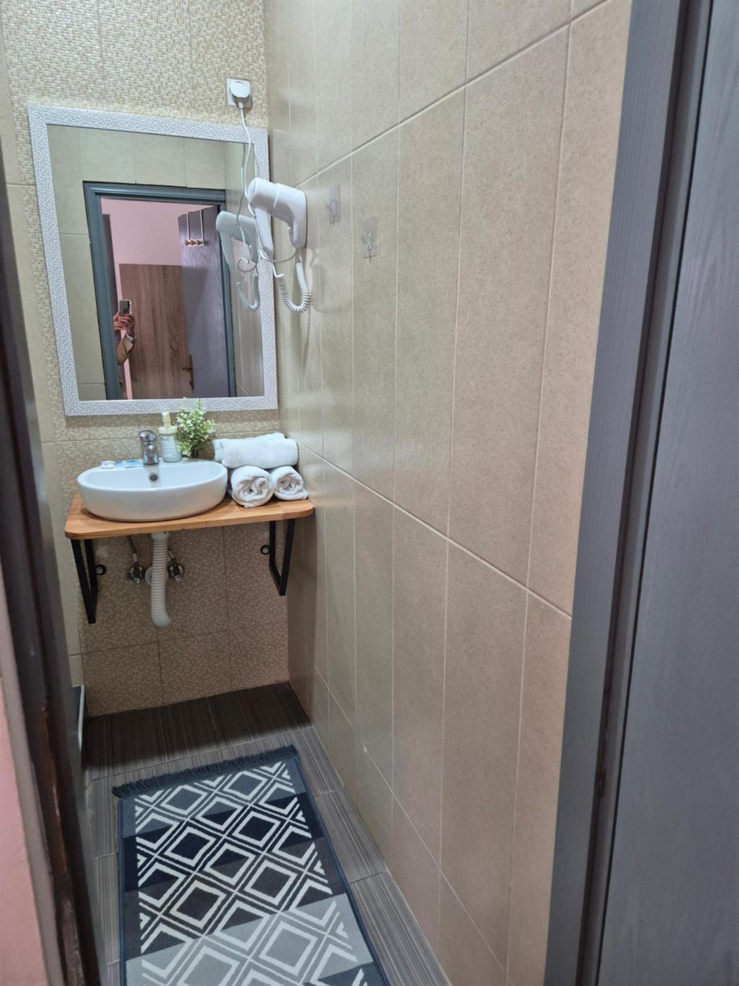 Rooms Villa Luigi Pančevo エクステリア 写真